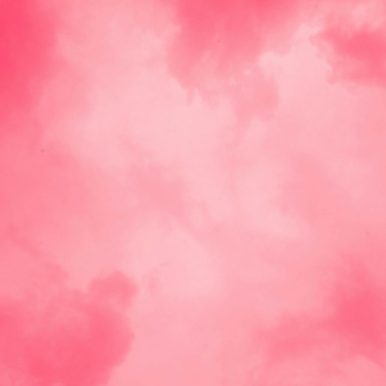 Sanfter rosa Farbverlauf mit wolkenartigen Strukturen.